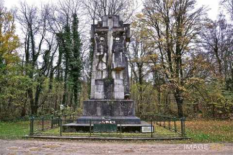 Monument de la Croix des Carmes (Montauville)